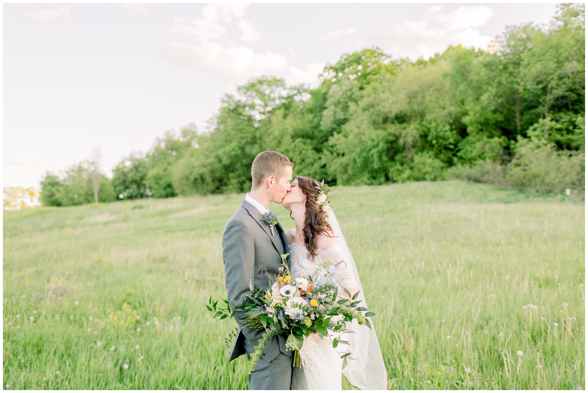 madison-milwaukee-wisconsin-wedding-fields-reserve-photographer_0298.jpg